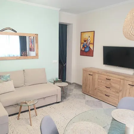 Appartement By The *
